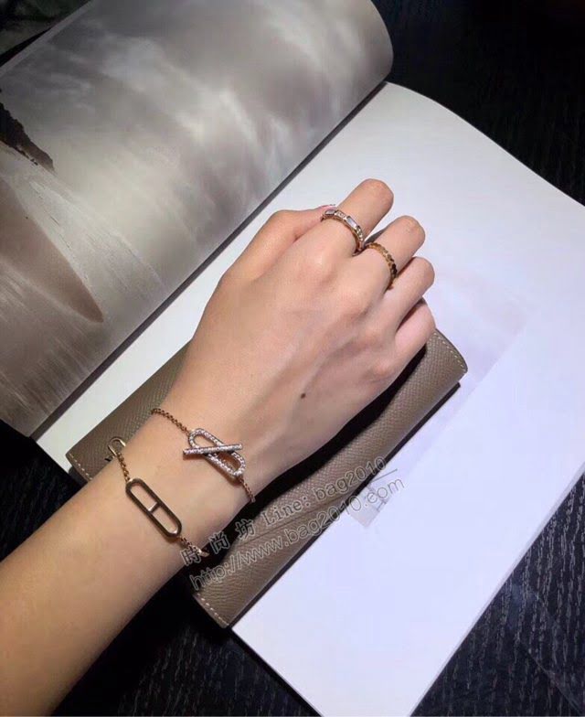 Hermes首飾品 愛馬仕豬鼻子手鏈 Hermes經典款女士手鏈  zgh1501